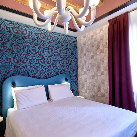 Ca' D'oro - Wenice Deep Culture 3* Venedik