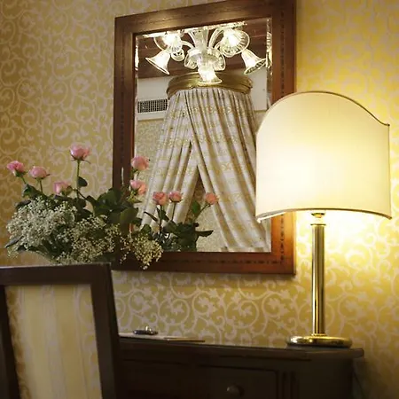Ca' D'oro - Wenice Deep Culture Otel 3*
