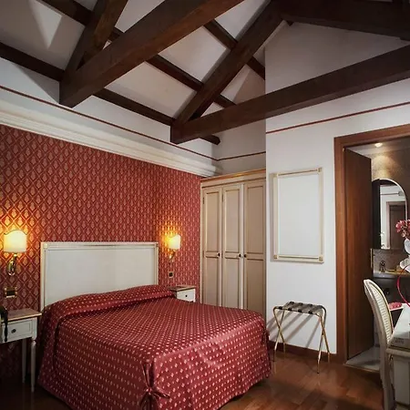 Ca' D'oro - Wenice Deep Culture Otel 3*