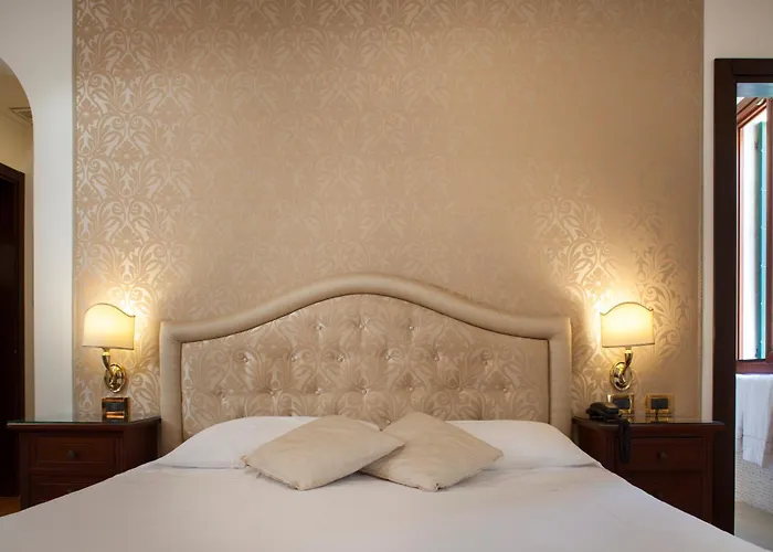 Hotel Ca' D'oro - Wenice Deep Culture