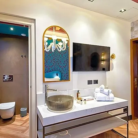فندق Ca' D'oro - Wenice Deep Culture 3*
