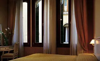 Hotell Ca' D'oro - Wenice Deep Culture