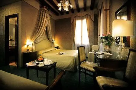 Hotell Ca' D'oro - Wenice Deep Culture