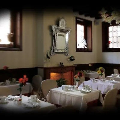 Ca' D'oro - Wenice Deep Culture Hotell