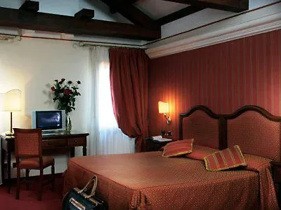 Ca' D'oro - Wenice Deep Culture 3* Venedig