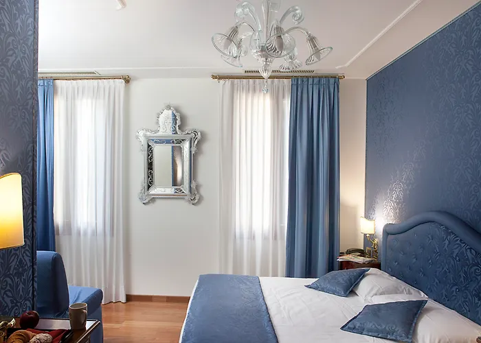 Ca' D'oro - Wenice Deep Culture