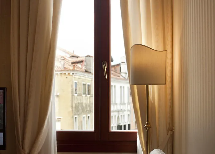 Hotel Ca' D'oro - Wenice Deep Culture