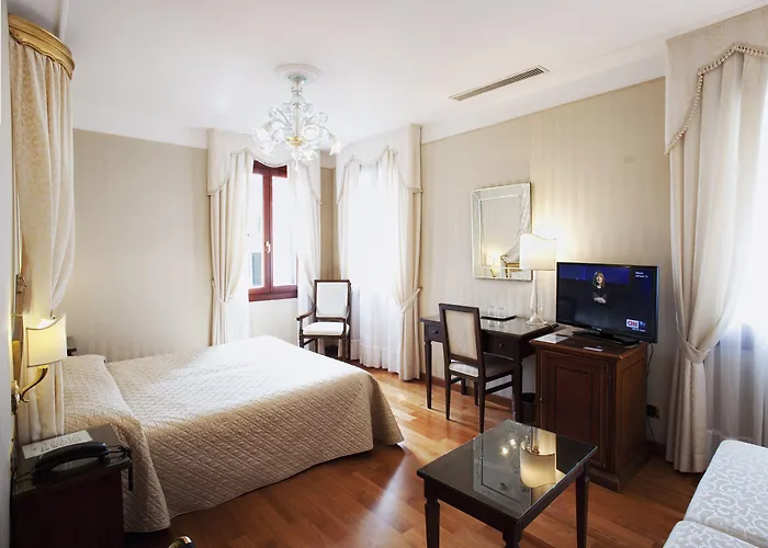 Hotel Ca' D'oro - Wenice Deep Culture 3*