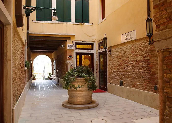 Ca' D'oro - Wenice Deep Culture 3* Venice