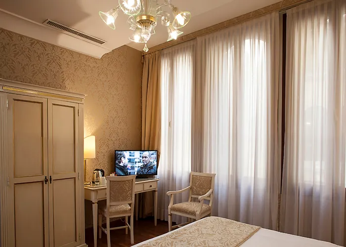 Ca' D'oro - Wenice Deep Culture Hotel