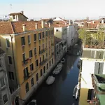 Ca' D'oro - Wenice Deep Culture