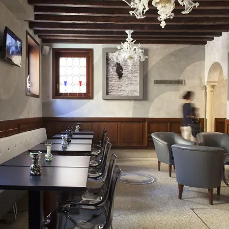 Hotel Ca' D'oro - Wenice Deep Culture