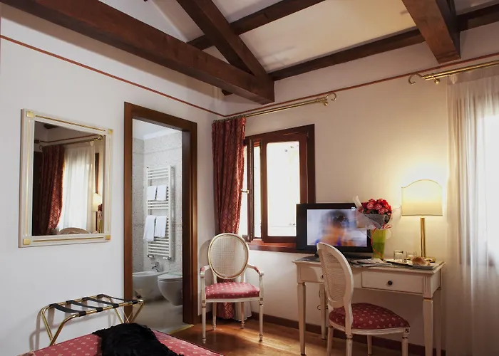 Ca' D'oro - Wenice Deep Culture