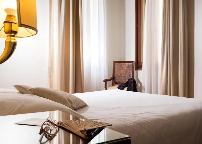 Ca' D'oro - Wenice Deep Culture